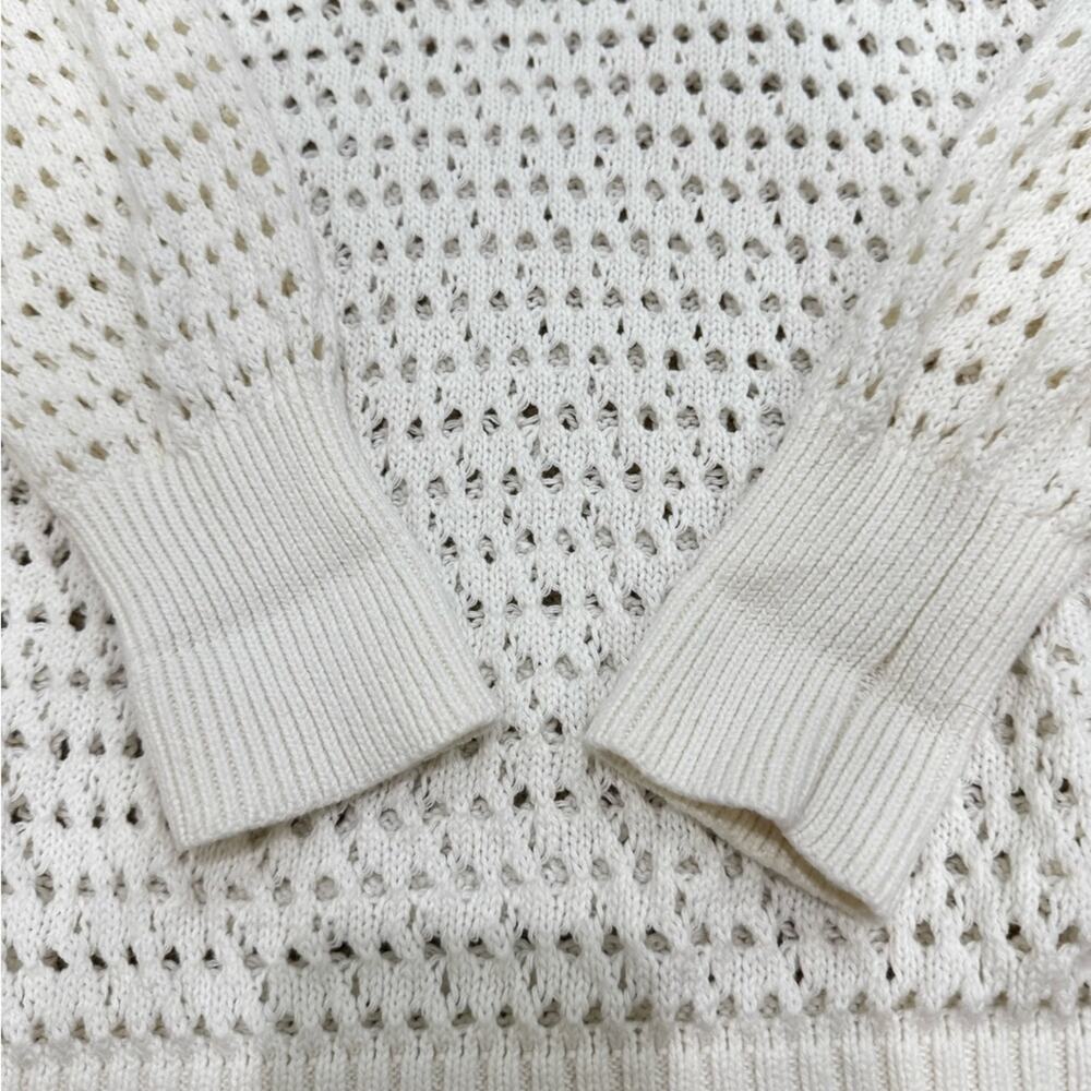 Moda International White V-Neck Sweater Lightweight Knit, size L - Picture 9 of 9